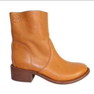 Tory Burch Sienna Boots | leather